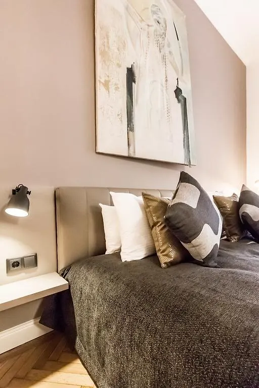 Urbano Styles Downtown Budapest Apartment