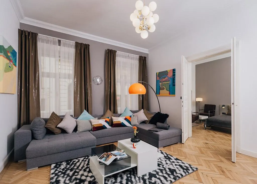 Apartment Urbano Styles Downtown Budapest